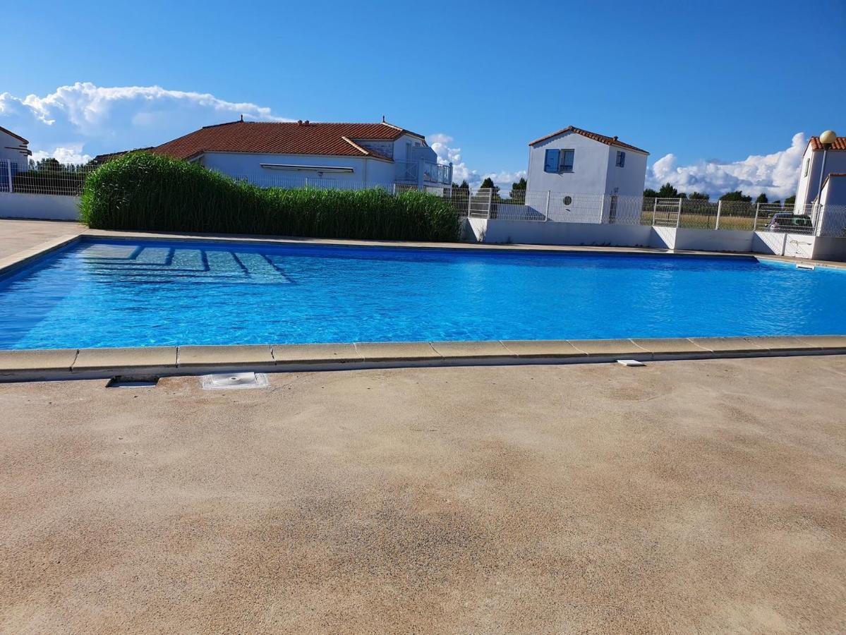 Maison Les Dunes Avec Piscine Collective La Faute-sur-Mer Extérieur photo